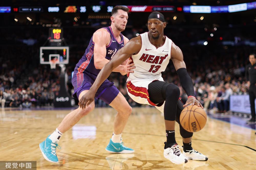 中国队在比 中国队在比